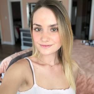 Meet your Posher, Karlee